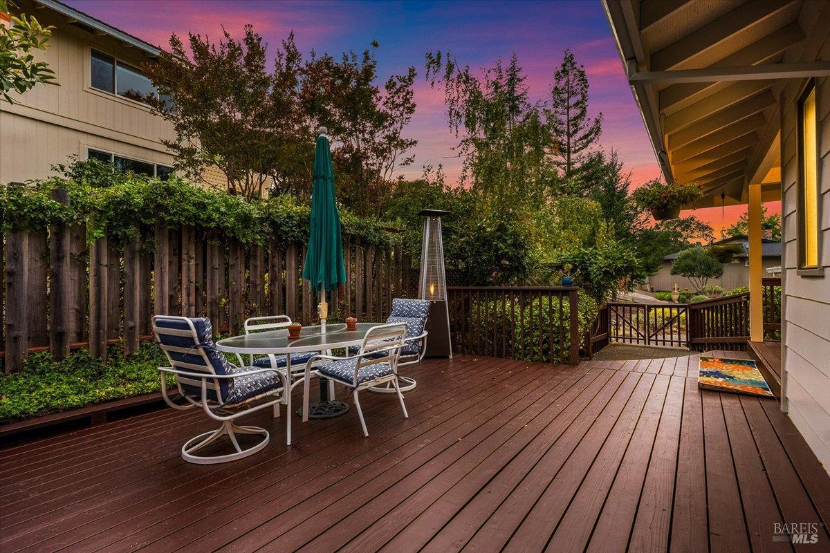 6850 Oakmont Drive Santa Rosa, CA 95409 - Photo 4 of 49