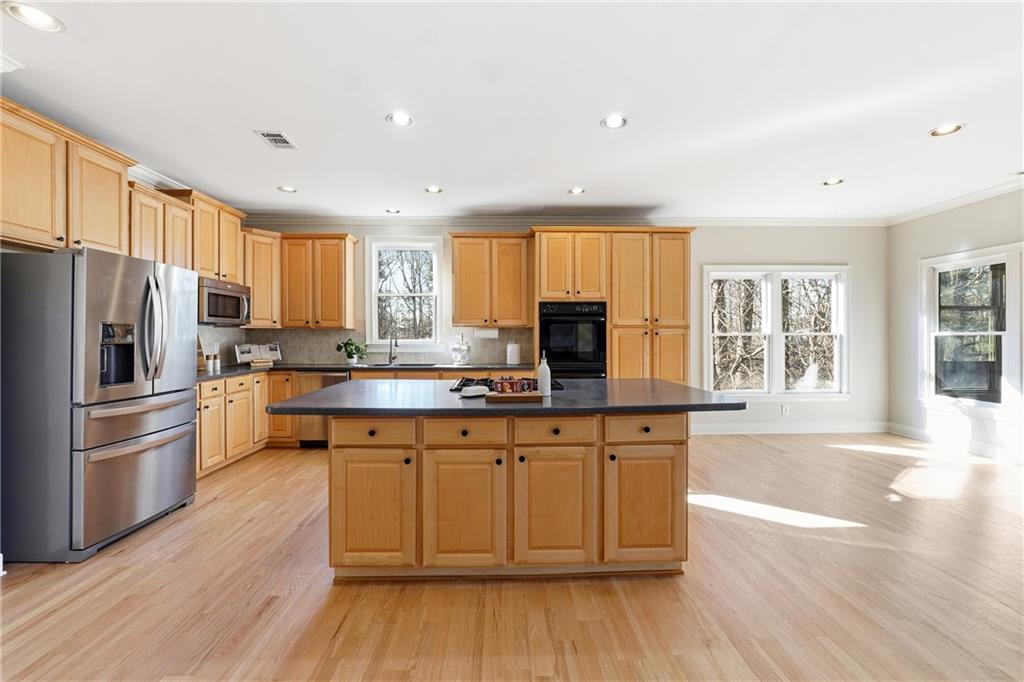 3303 Keenland Road Marietta, GA 30062 - Photo 11 of 55