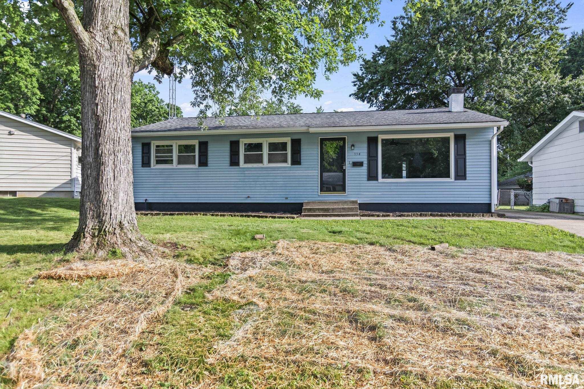 118 Windsor Road Springfield, IL 62702 - Photo 2 of 31