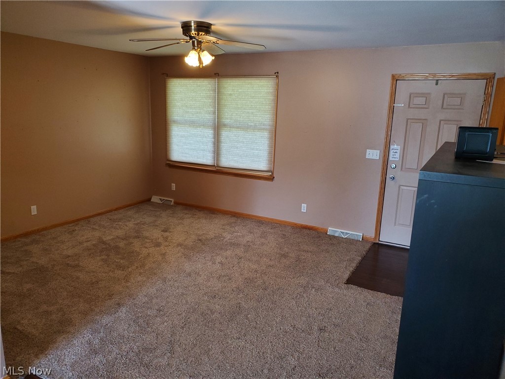 6586 Warren - Sharon Road Brookfield, OH 44403 - Photo 5 of 21 Gallery Image 5