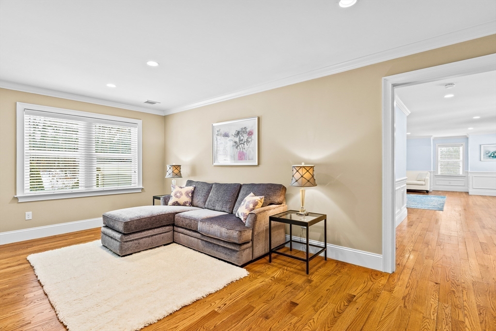 10 Crisileo Way Canton, MA 02021 - Photo 18 of 40