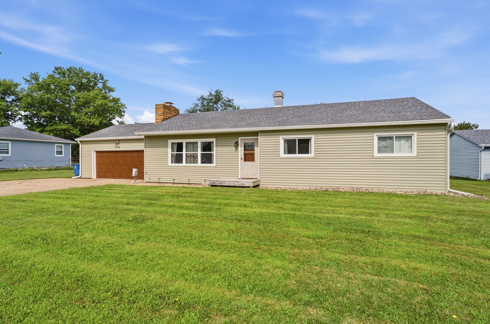 2808 West 3rd Street Coal Valley, IL 61240 - Photo 1 of 19