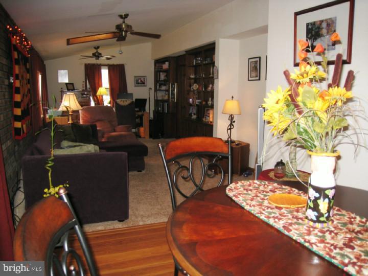362 Wyndmoor Road Springfield, PA 19064 - Photo 15 of 25 Family Room