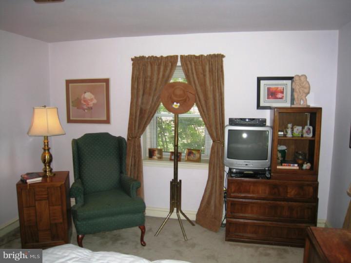 362 Wyndmoor Road Springfield, PA 19064 - Photo 18 of 25 Bedroom - Main