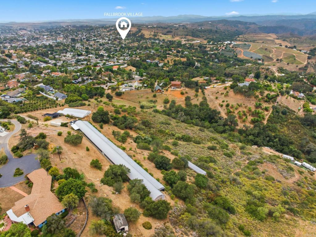803 Quail Hill Road Fallbrook, CA 92028 - Photo 2 of 36 view of city and mountain view
