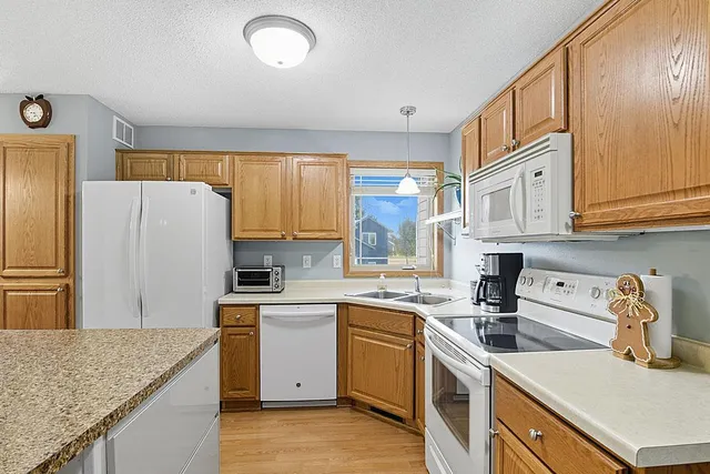 $265,000 | 1108 Mockingbird Loop, Sartell, MN 56377