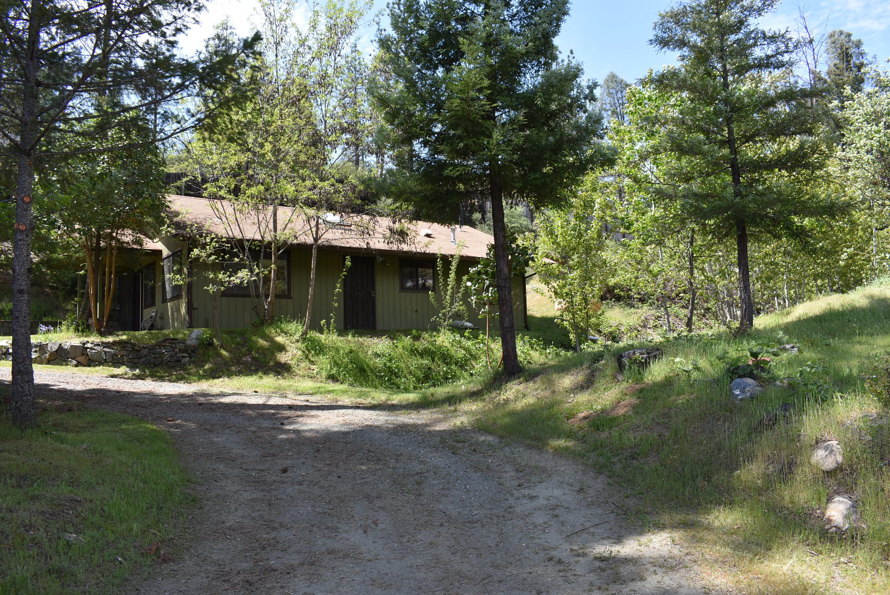 131 Bartlett Road Junction City, CA 96048 - Photo 1 of 1 Gallery Image 1