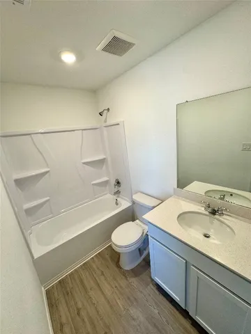 $1,750 | 110 Haw Branch View, Kyle, TX 78640