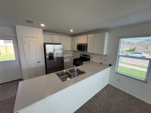 $1,750 | 110 Haw Branch View, Kyle, TX 78640