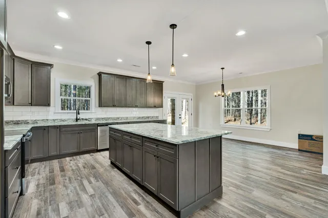 $449,900 | 326 Mountain View Circle, Ocoee, TN 37361