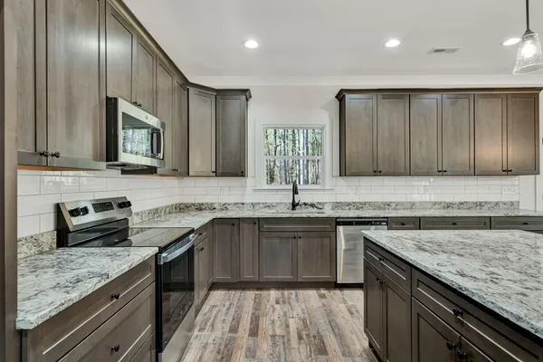 $449,900 | 326 Mountain View Circle, Ocoee, TN 37361