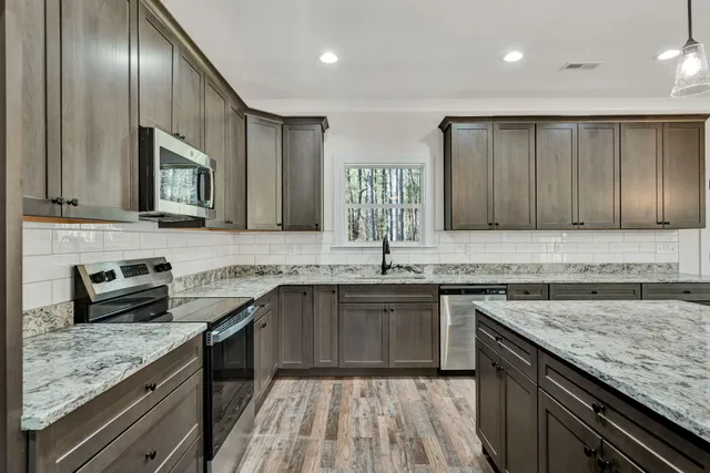 $449,900 | 326 Mountain View Circle, Ocoee, TN 37361