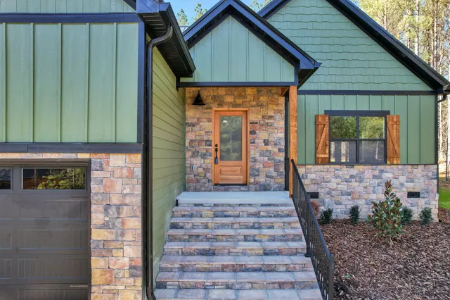 $449,900 | 326 Mountain View Circle, Ocoee, TN 37361