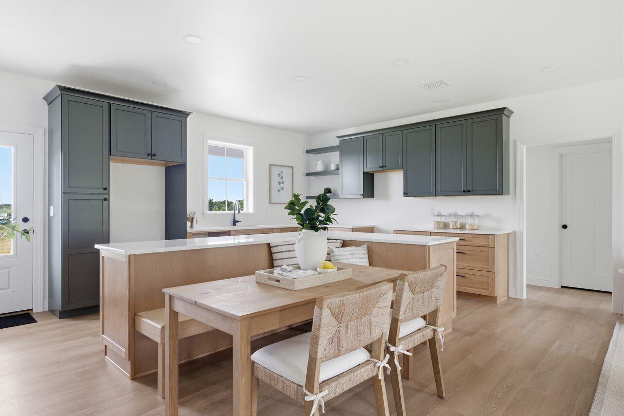 27 Furlong Road Richmond, ME 04357 - Photo 17 of 24 High End Custom Kitchen