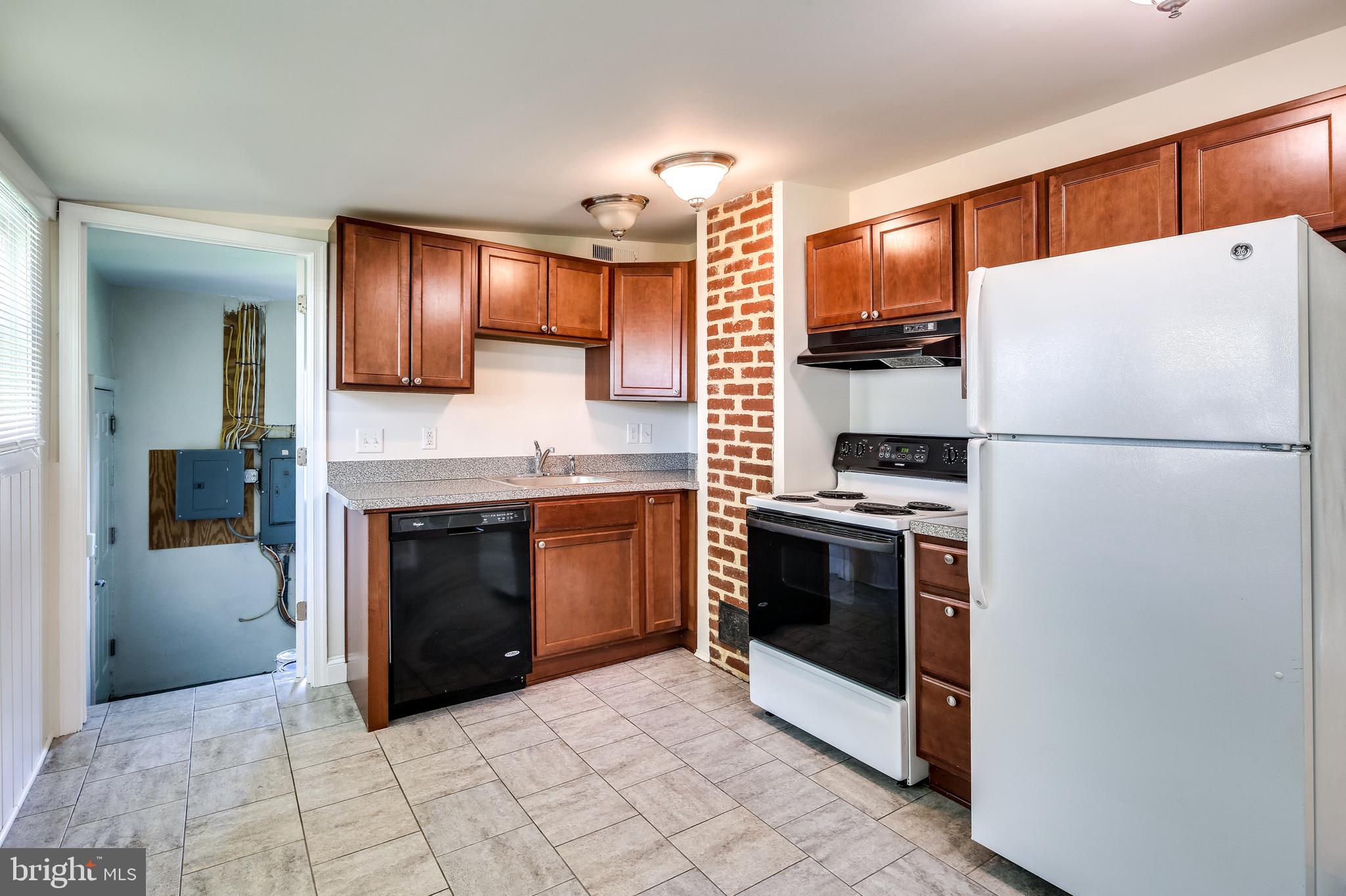 1615 Grange Road Edgewater, MD 21037 - Photo 26 of 33 Kitchen