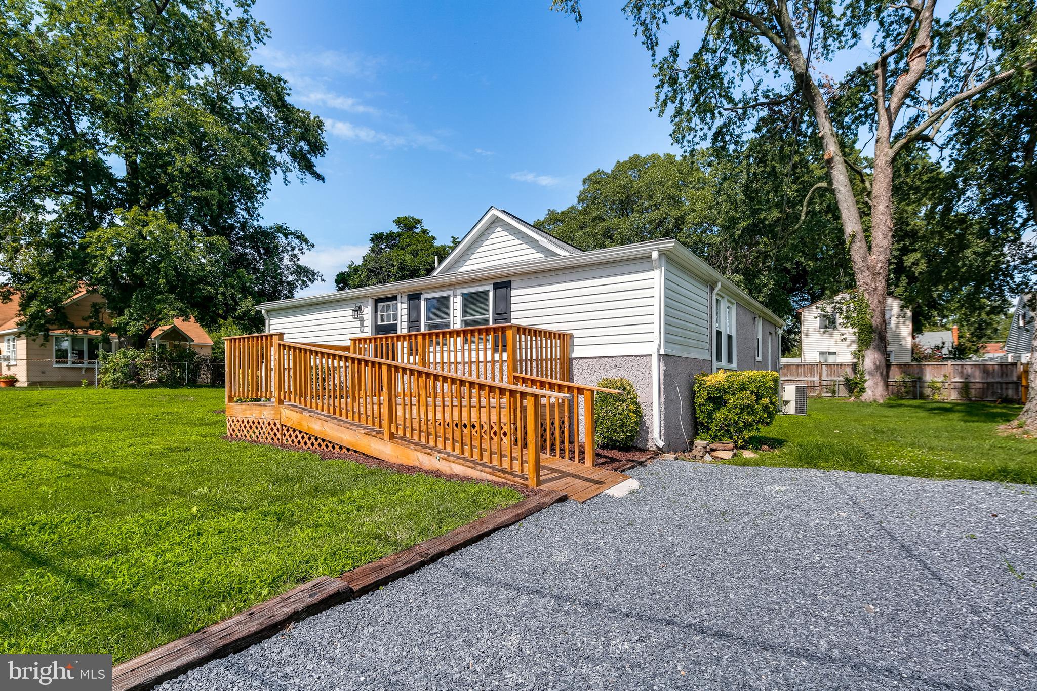 1615 Grange Road Edgewater, MD 21037 - Photo 4 of 33