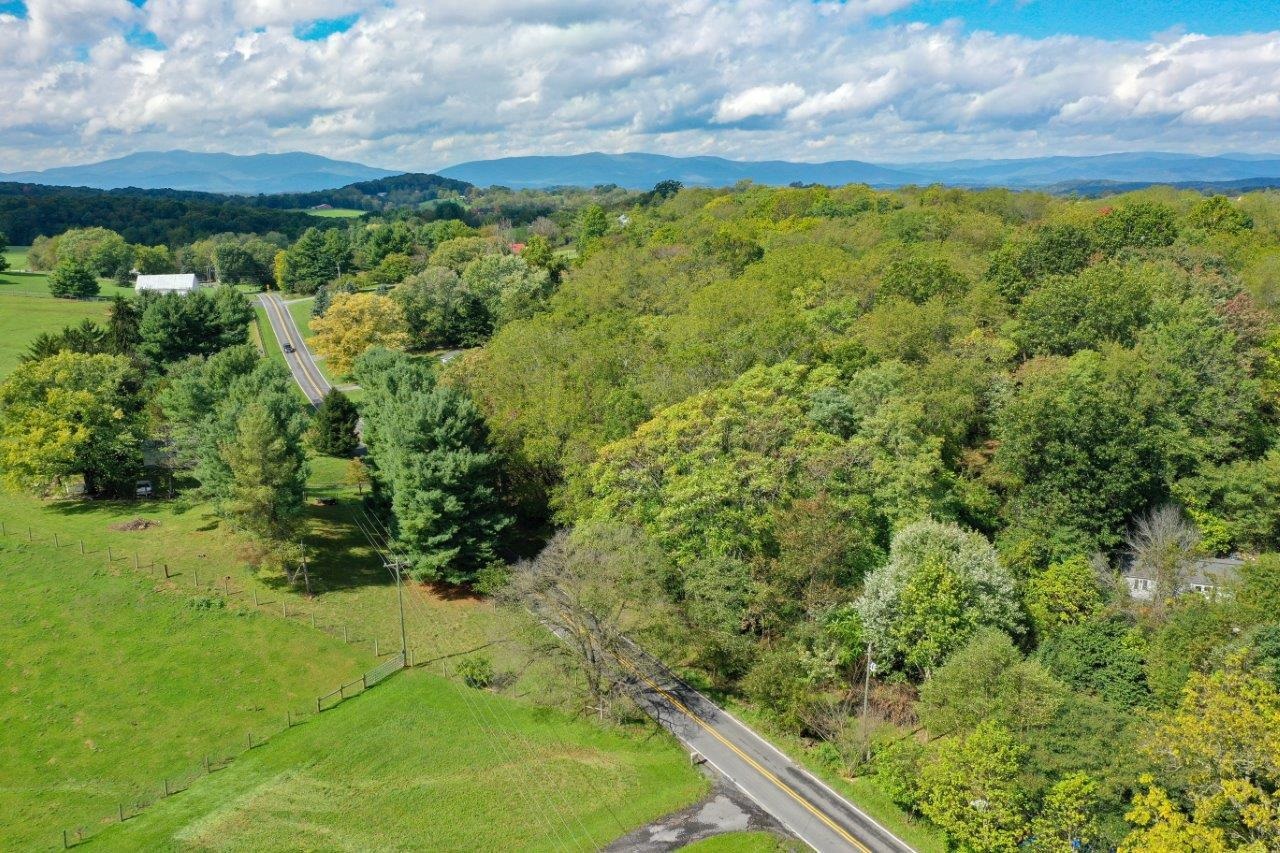 Tbd Tbd Pleasant View Road Verona, VA 24482 - Photo 4 of 11 a view of a garden