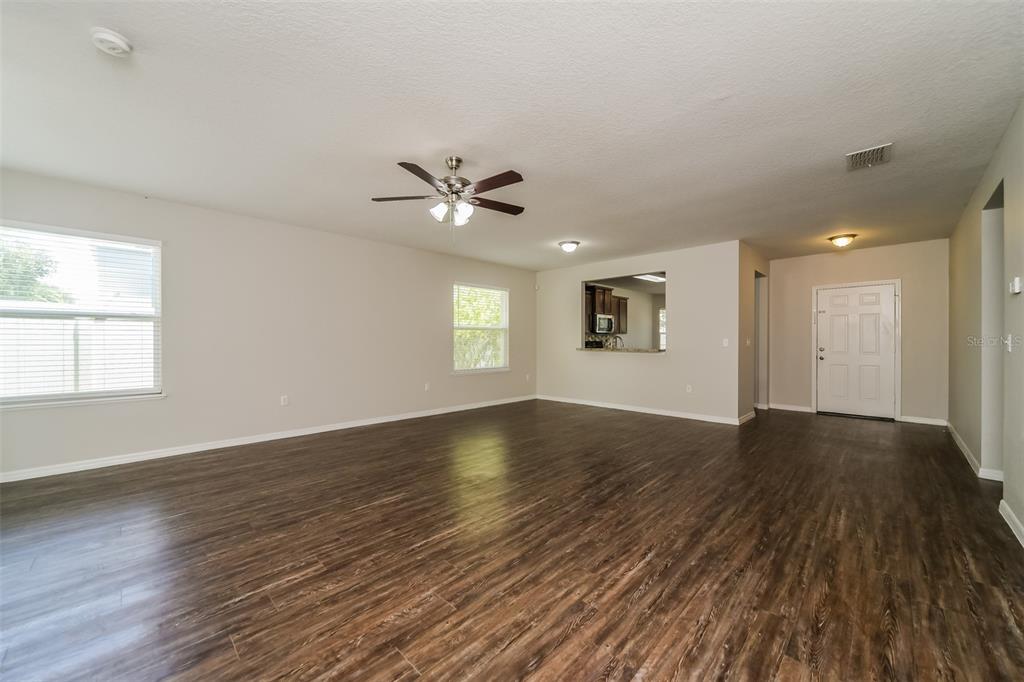 1580 Tamarind Road Davenport, FL 33896 - Photo 5 of 16