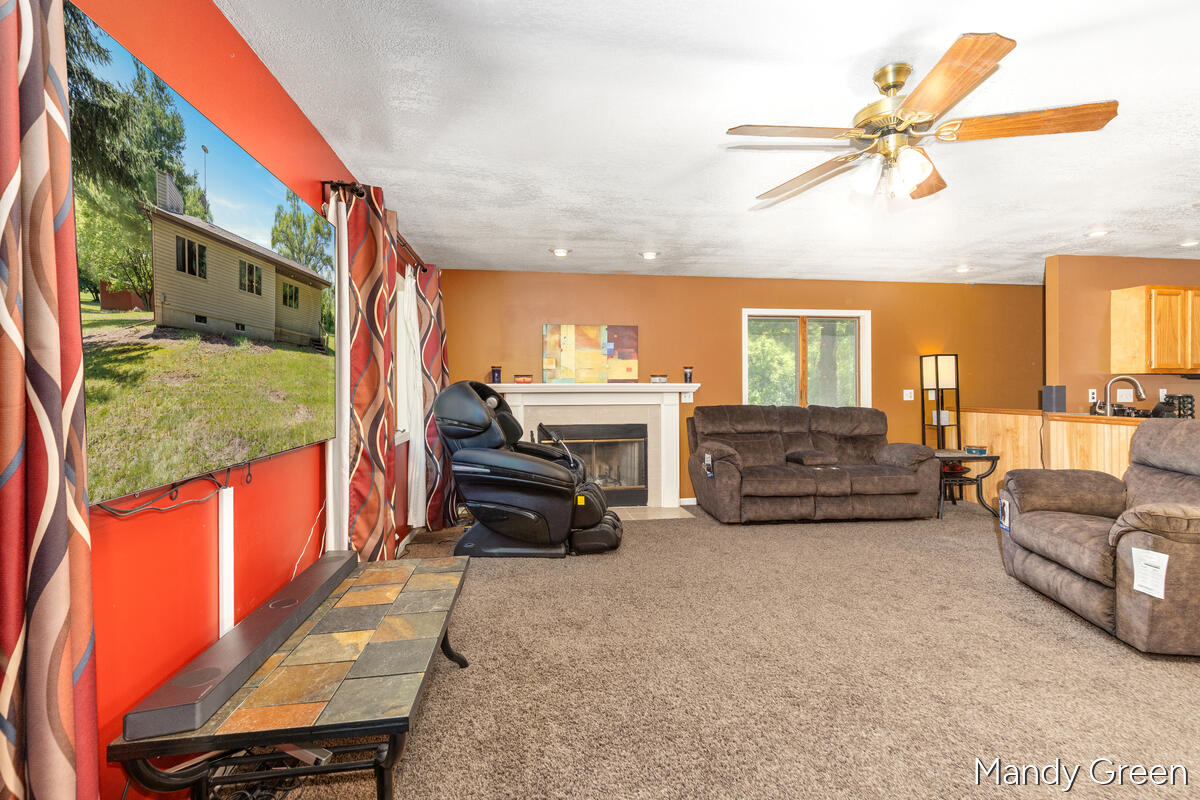 830 South Senator Road Crystal, MI 48818 - Photo 6 of 21 830-Senator_005