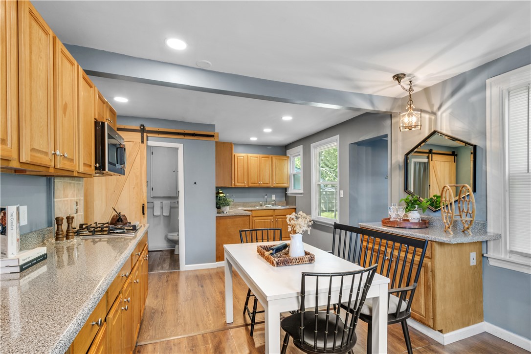 10 Progress Street Warwick, RI 02889 - Photo 3 of 28