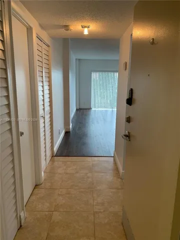 a view of gallery with hallway