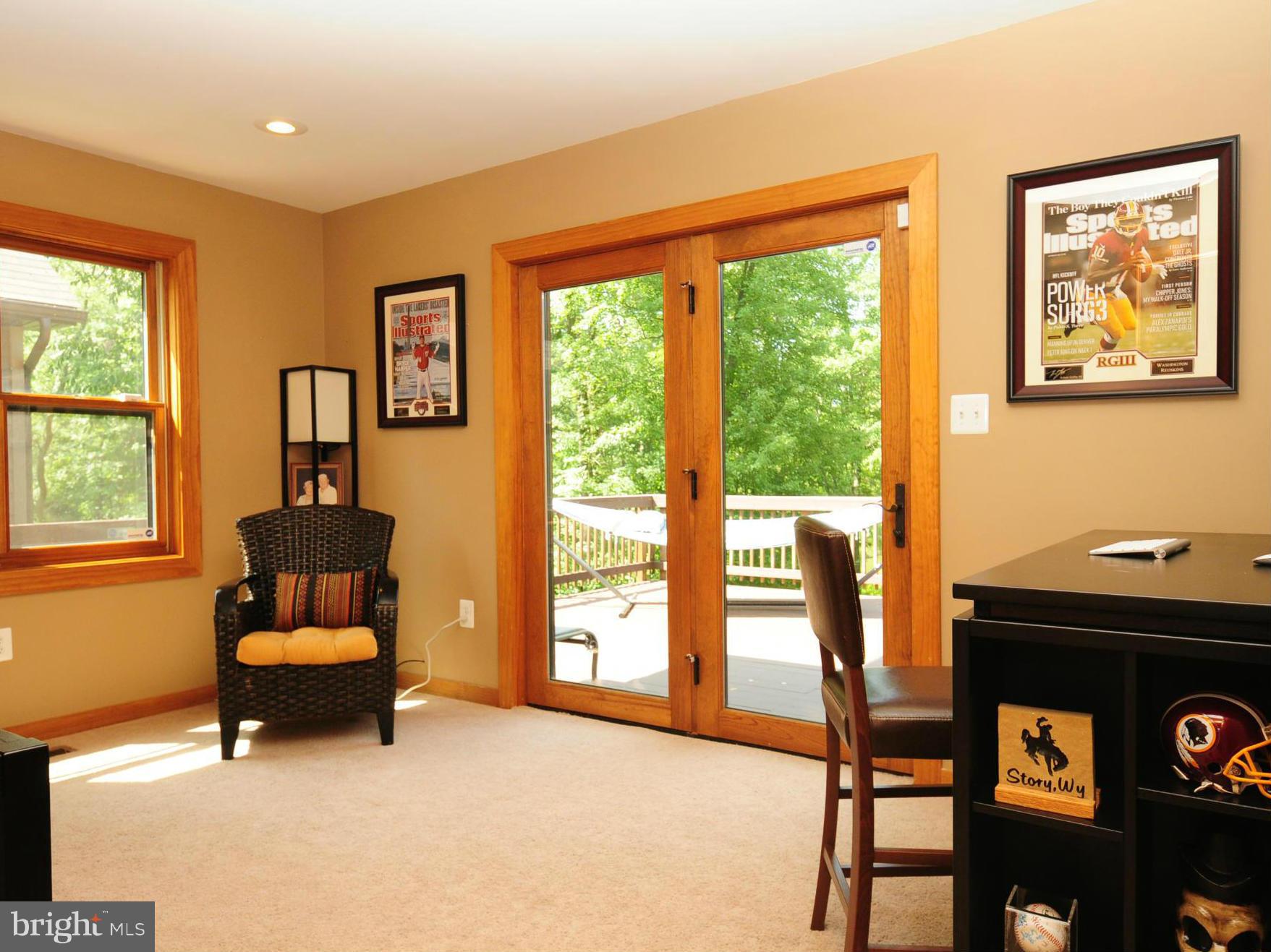 13121 Sagle Road Purcellville, VA 20132 - Photo 12 of 30 Main level office/bedroom w/access to deck