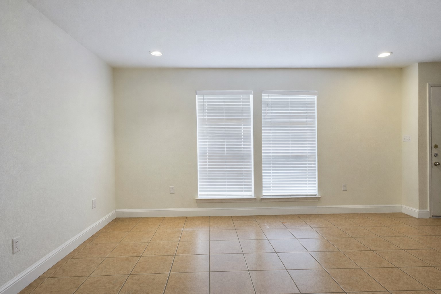 500 East 48th Street, Unit A Austin, TX 78751 - Photo 27 of 27 a view of an empty room with a window