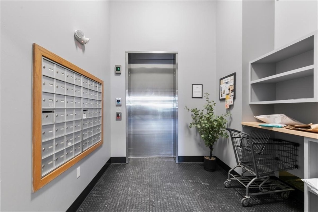 172 Middle Street, Unit 108 Lowell, MA 01852 - Photo 26 of 37