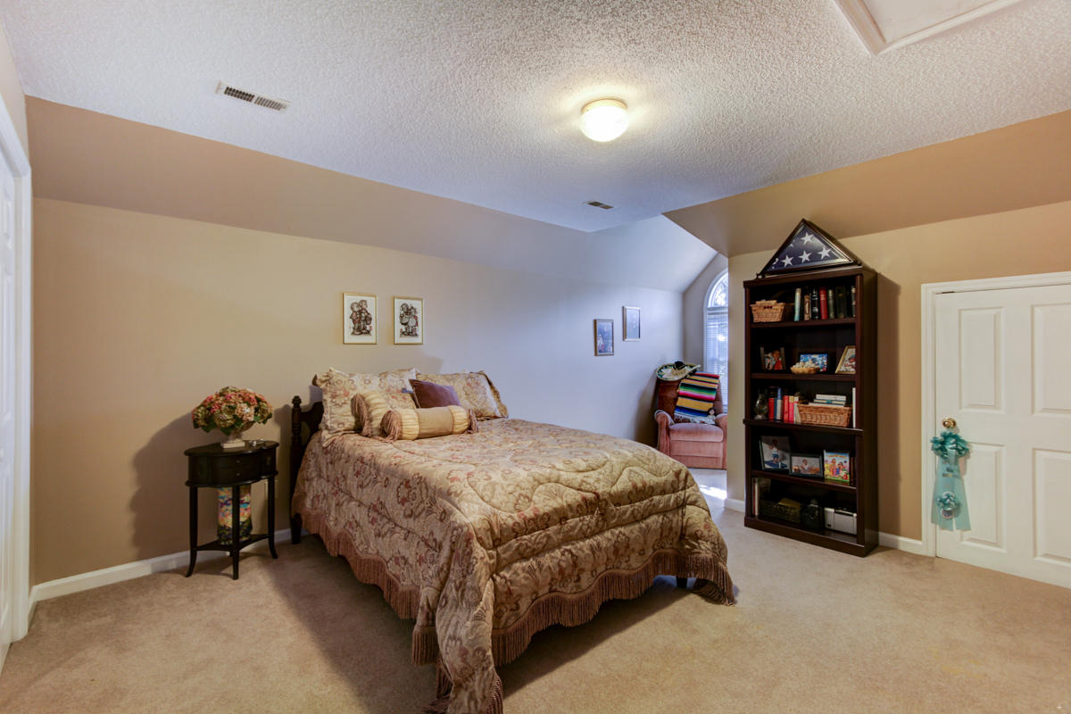 5624 Fountain Gate Road Knoxville, TN 37918 - Photo 20 of 30 + Perceptions (23)