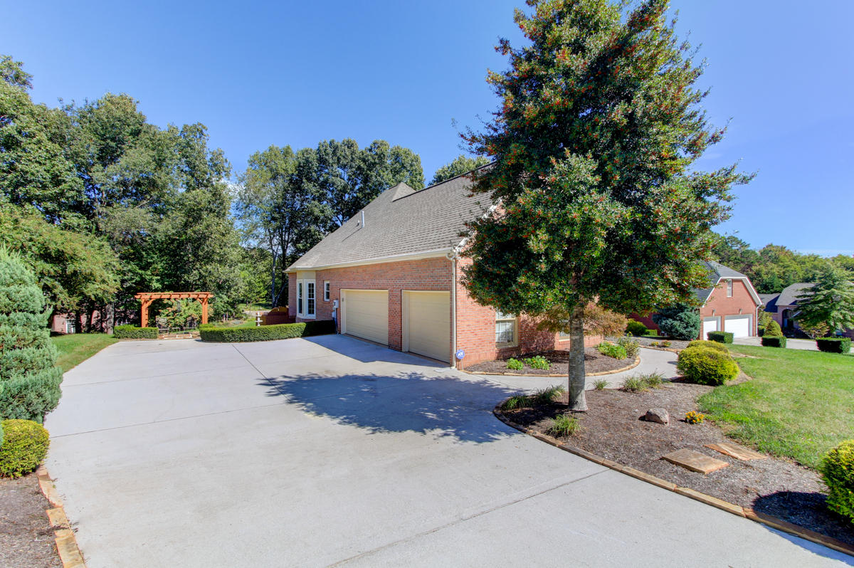 5624 Fountain Gate Road Knoxville, TN 37918 - Photo 28 of 30 + Perceptions (2)