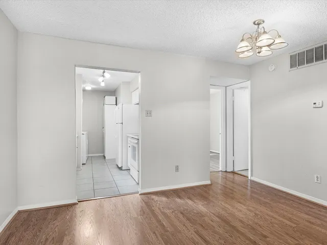 $1,290 | 2800 Jeanetta Street, Unit 1106, Houston, TX 77063