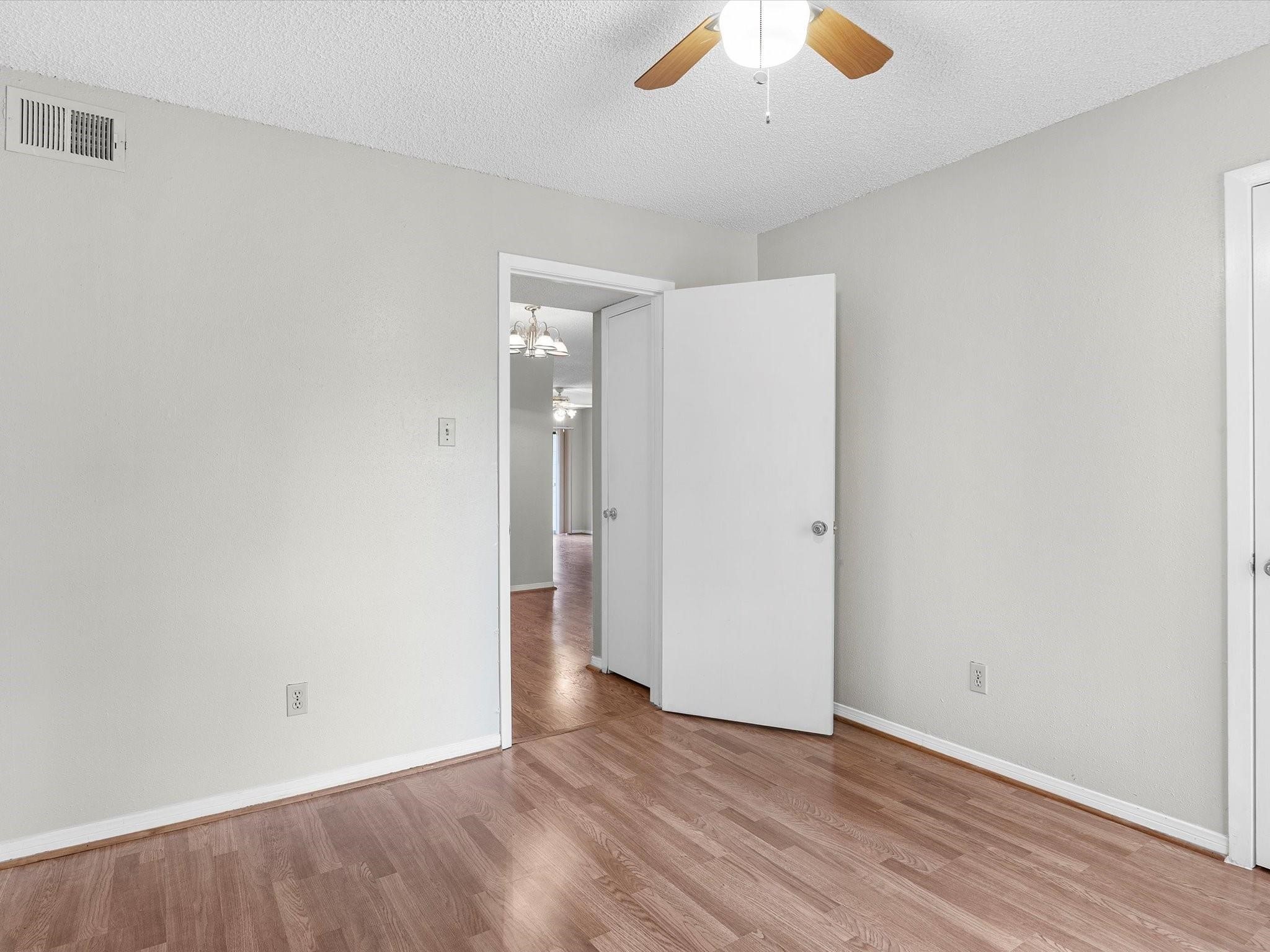 2800 Jeanetta Street, Unit 1106 Houston, TX 77063 - Photo 14 of 20