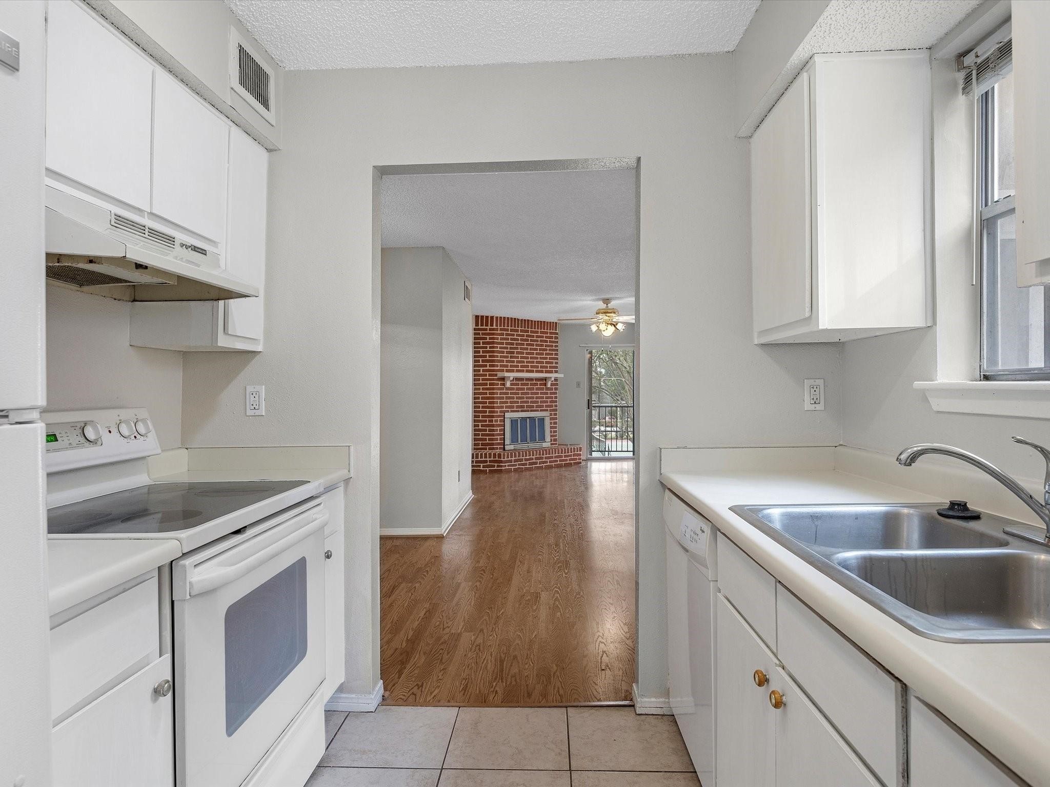 2800 Jeanetta Street, Unit 1106 Houston, TX 77063 - Photo 19 of 20