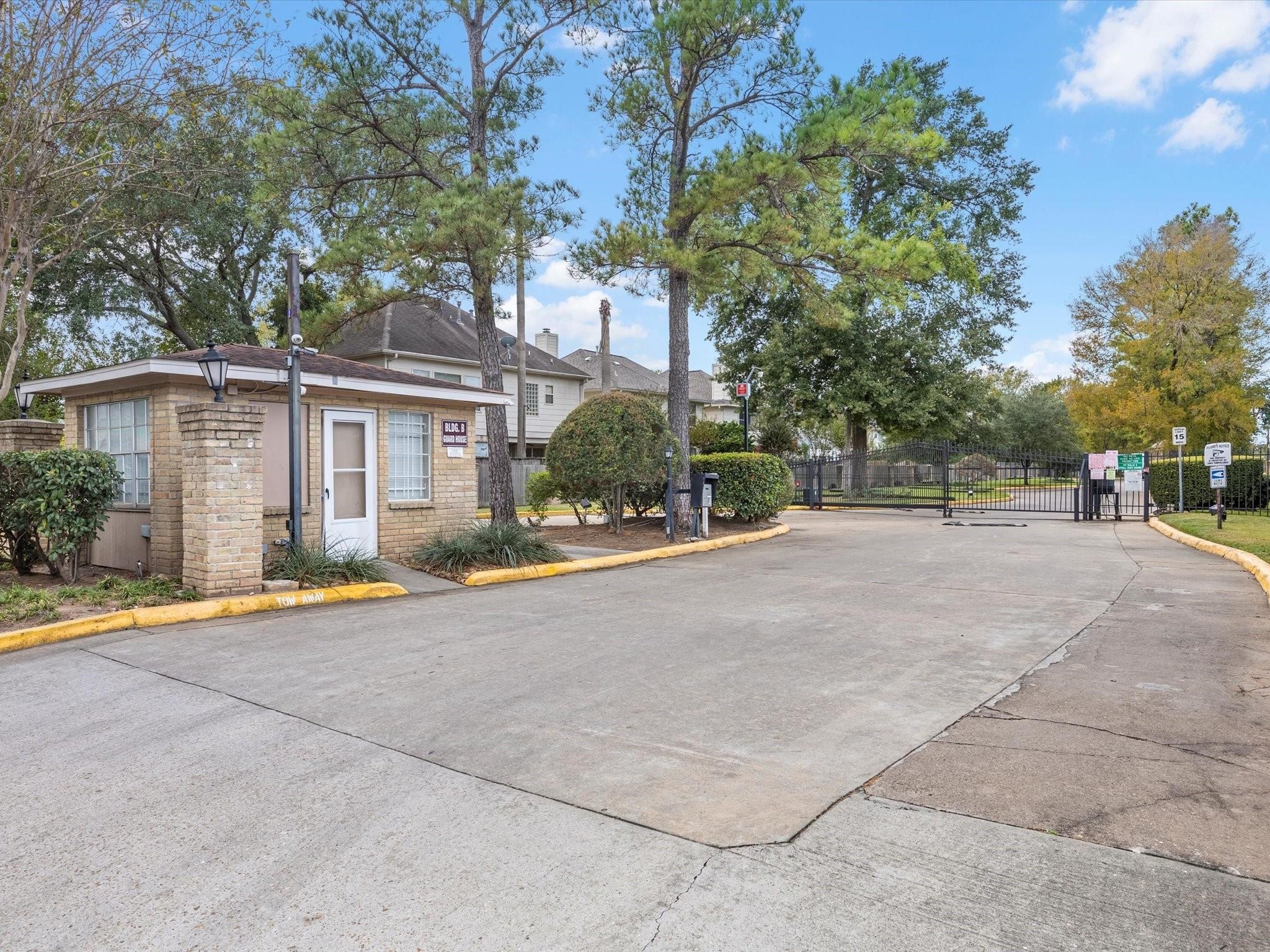 2800 Jeanetta Street, Unit 1106 Houston, TX 77063 - Photo 2 of 20