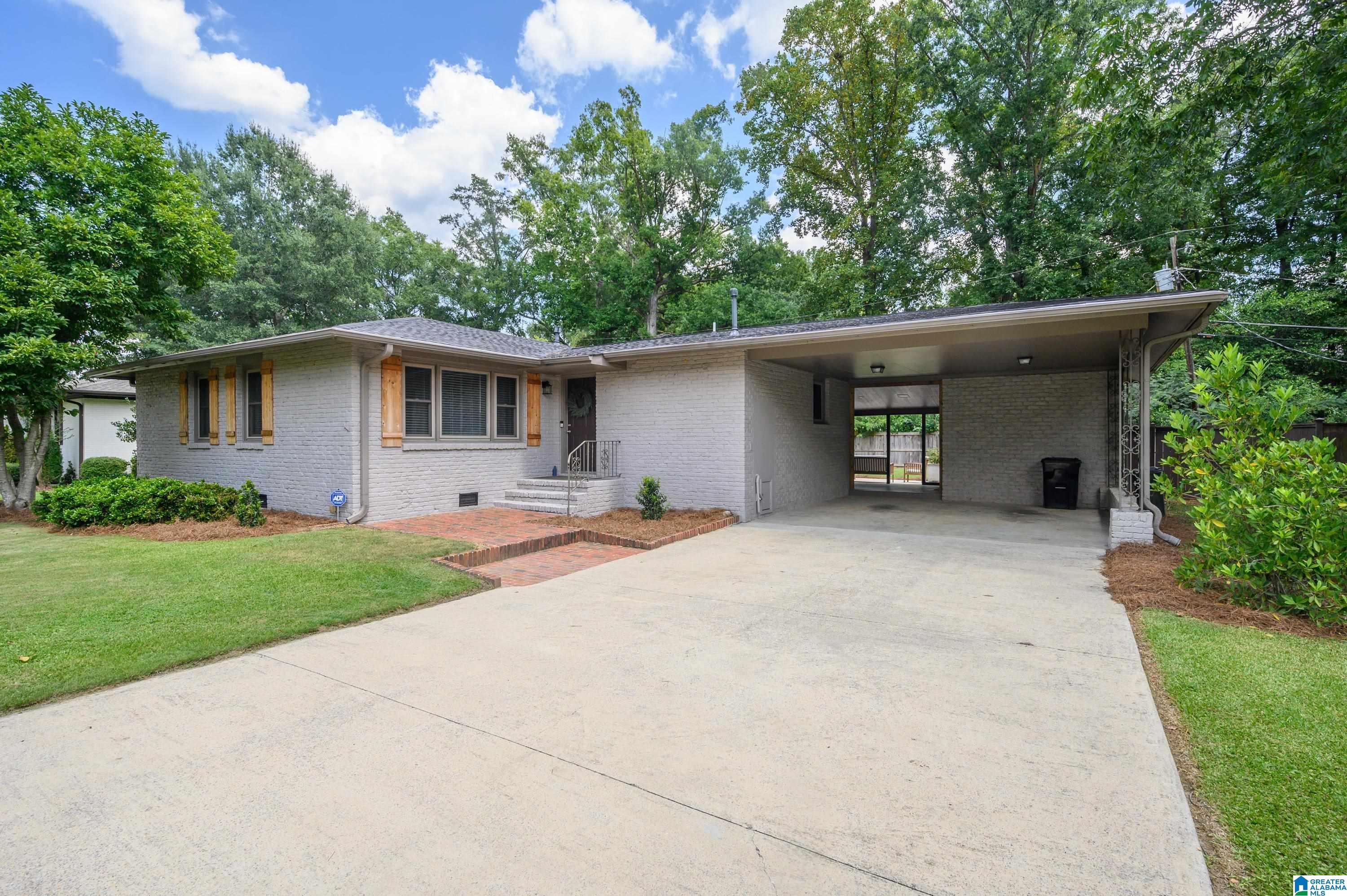 4009 Dolly Ridge Road Vestavia Hills, AL 35243 - Photo 2 of 36 Gallery Image 2