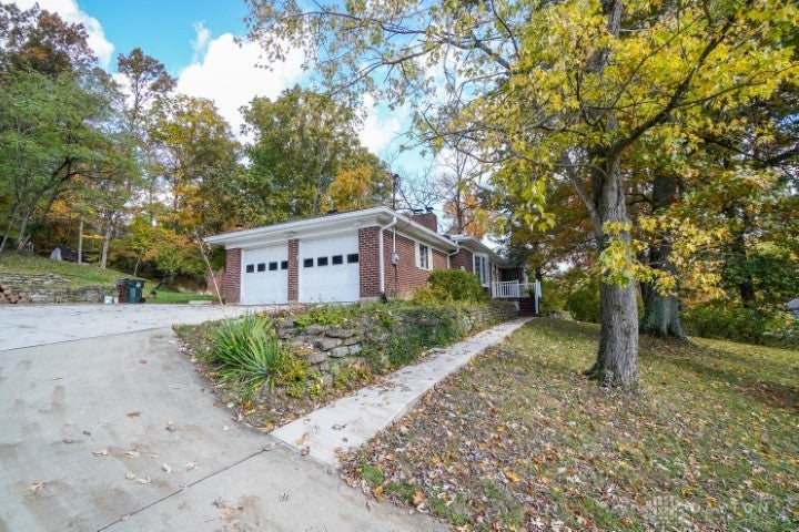 3616 Cooper Road Cincinnati, OH 45241 - Photo 1 of 35 Gallery Image 1