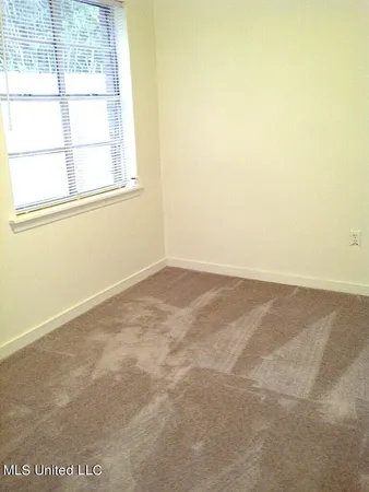 $1,195 | 836 Riverview Drive, Unit 17, Jackson, MS 39202