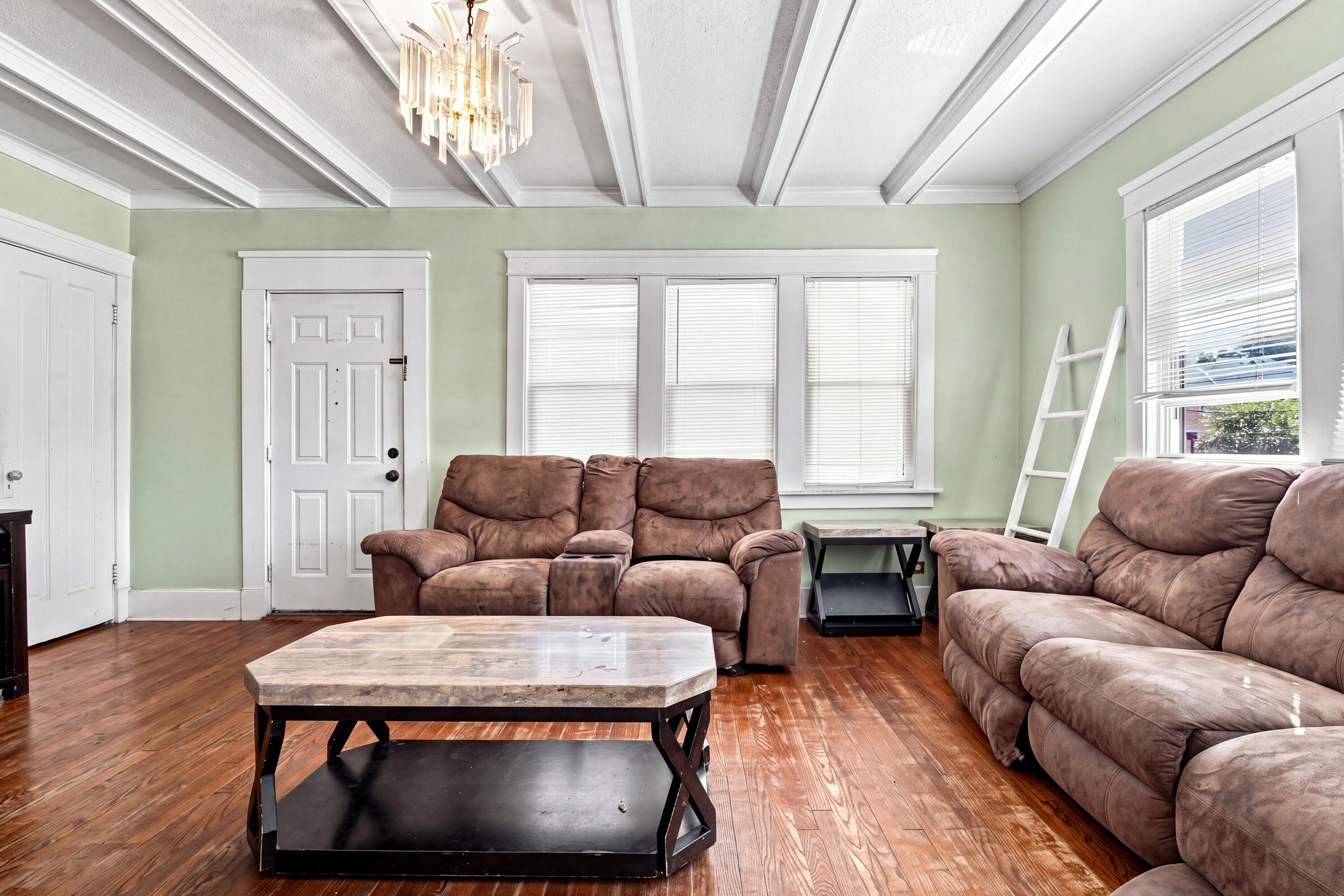 1300 Marquette Street Racine, WI 53404 - Photo 4 of 18 Living Room