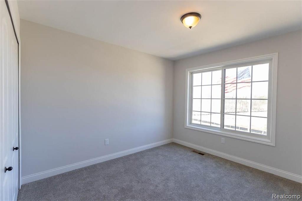 5 Eggert Brighton, MI 48116 - Photo 25 of 33