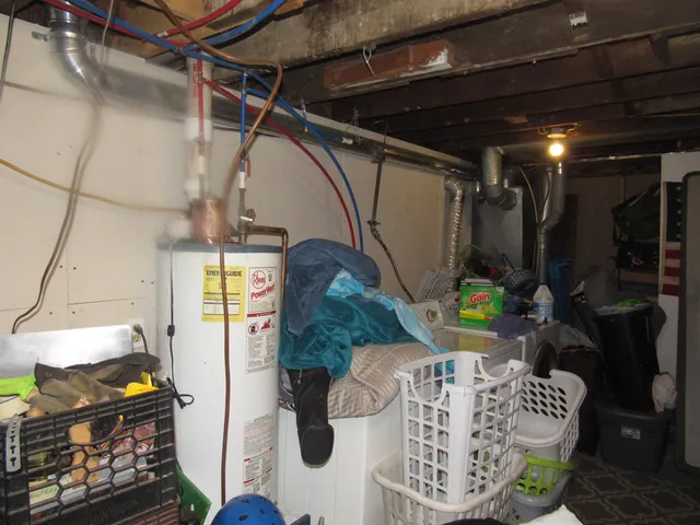 $164,900 | 22 Colodny Terrace, Newport, VT 05855