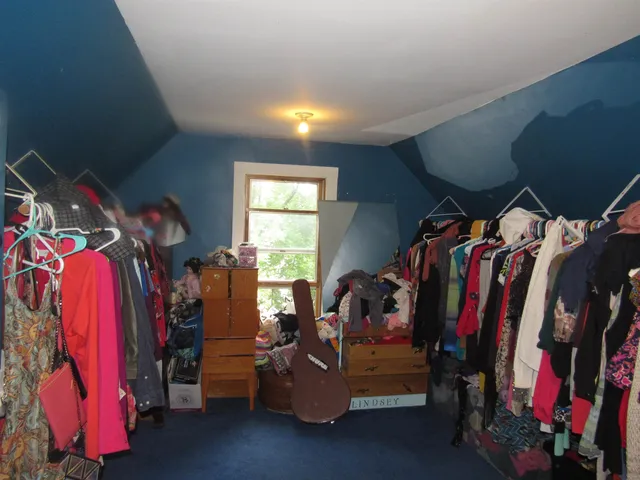 $164,900 | 22 Colodny Terrace, Newport, VT 05855