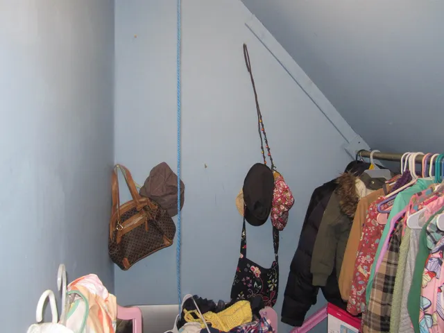 $164,900 | 22 Colodny Terrace, Newport, VT 05855