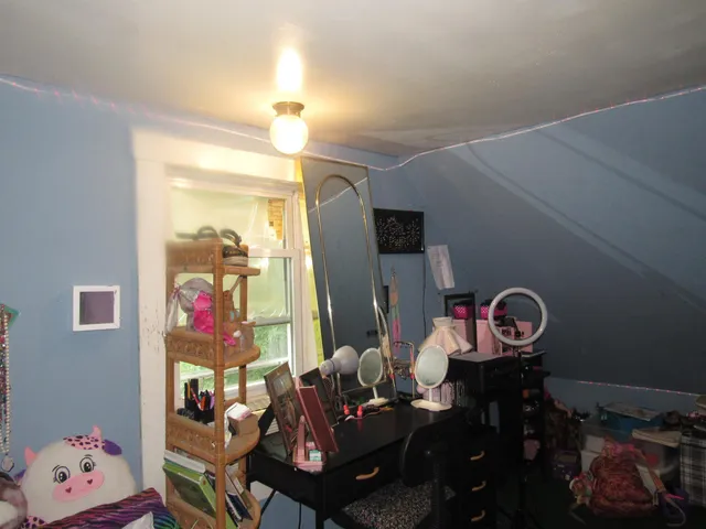 $164,900 | 22 Colodny Terrace, Newport, VT 05855