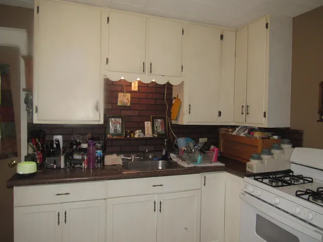 $164,900 | 22 Colodny Terrace, Newport, VT 05855