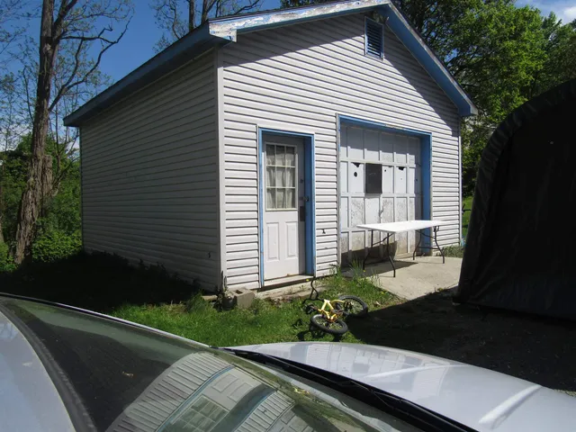 $164,900 | 22 Colodny Terrace, Newport, VT 05855