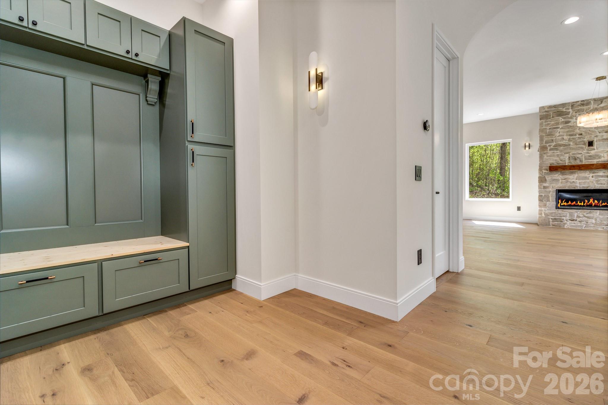 134 View Ridge Parkway Leicester, NC 28748 - Photo 19 of 48 a spacious bathroom with a tub and shower