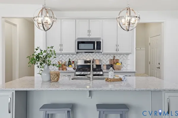 $560,000 | 6618 Southwalk Heights, Moseley, VA 23120