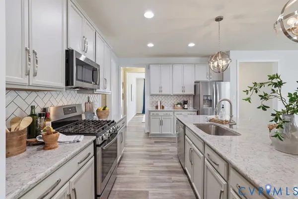 $560,000 | 6618 Southwalk Heights, Moseley, VA 23120