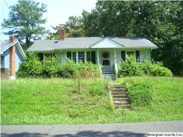508 12th Avenue Midfield, AL 35228 - Photo 1 of 3