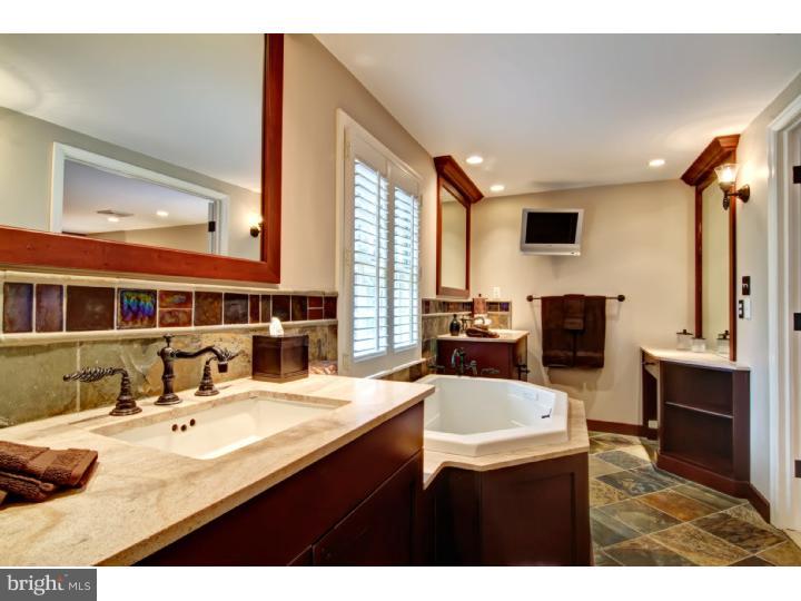 665 Mount View Road Berwyn, PA 19312 - Photo 11 of 19 Master Bathroom